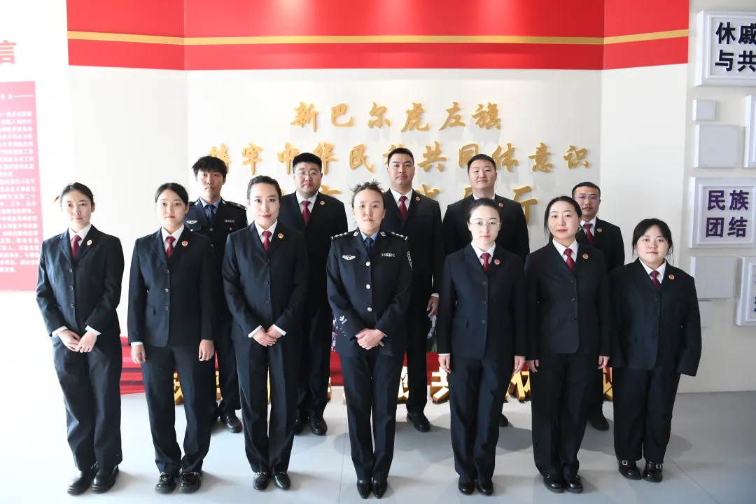 �ر߿ڰ�ͳһ�ж�ح�°Ͷ���������Ժ��չ�������л����干ͬ����ʶ�����⵳�ջ